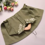 Vintage Vibes & Olive Tones - Image 4
